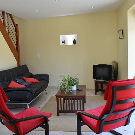 Cosy Chalet With Private Garden In Normandy Isigny-le-Buat エクステリア 写真