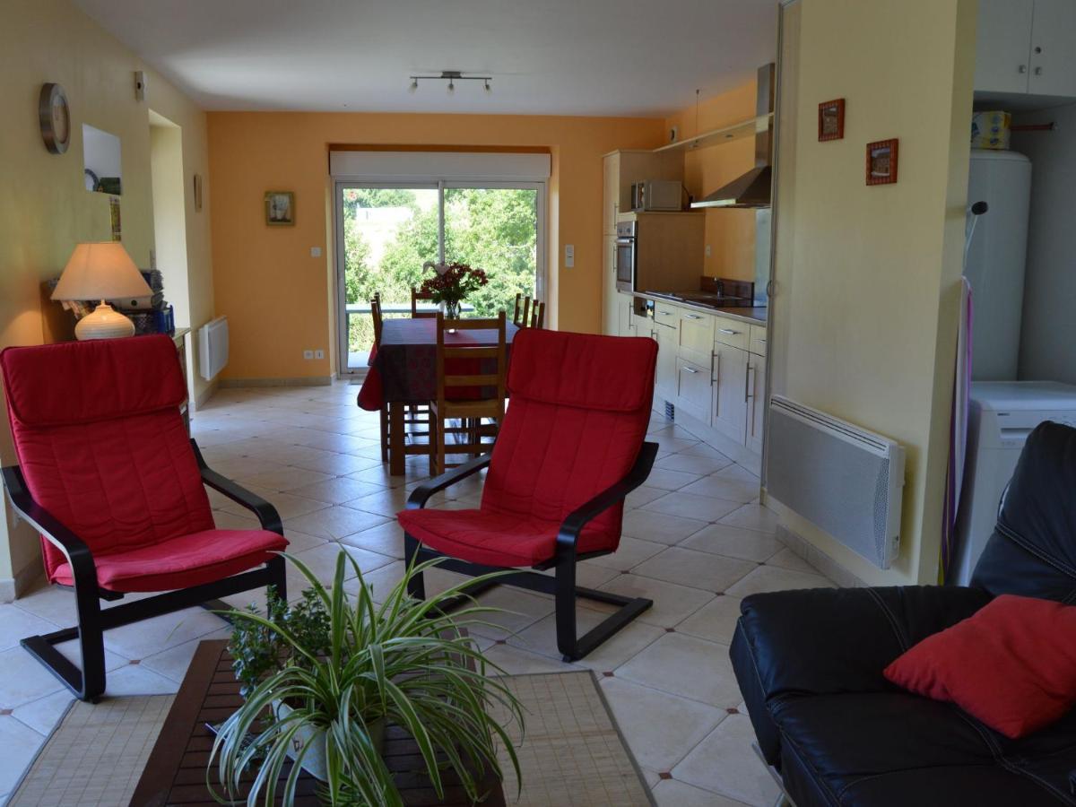 Cosy Chalet With Private Garden In Normandy Isigny-le-Buat エクステリア 写真